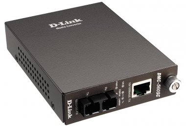 Фотография товара 'D-Link DMC-560SC Медиаконвертер с 1 портом 10/100Base-TX и 1 портом 100Base-FX с разъемом SC'